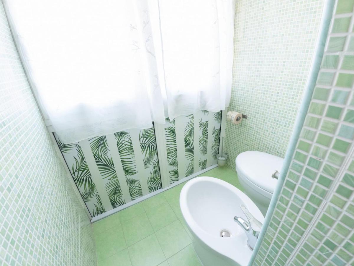 The Best Rent - Beautiful Apartment With Terrace Near Colosseo Rom Exterior foto