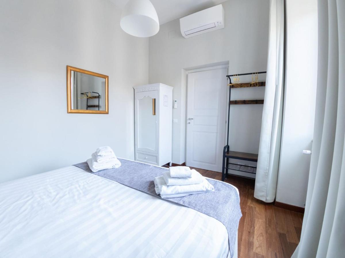 The Best Rent - Beautiful Apartment With Terrace Near Colosseo Rom Exterior foto